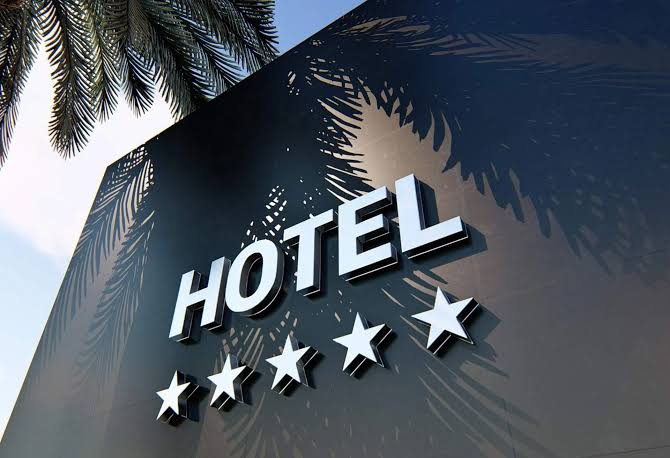 Hotels & Resorts